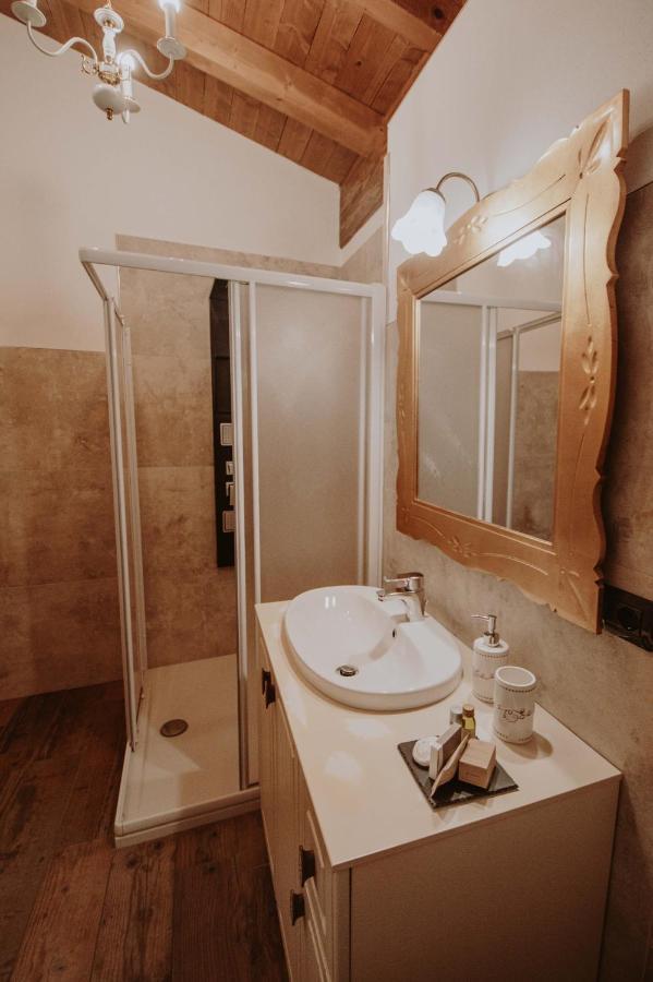 B&B Casa Santa Lucia Манерба-дель-Гарда Экстерьер фото
