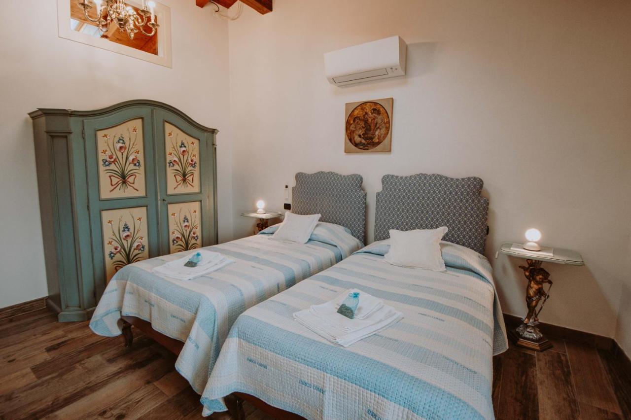 B&B Casa Santa Lucia Манерба-дель-Гарда Экстерьер фото