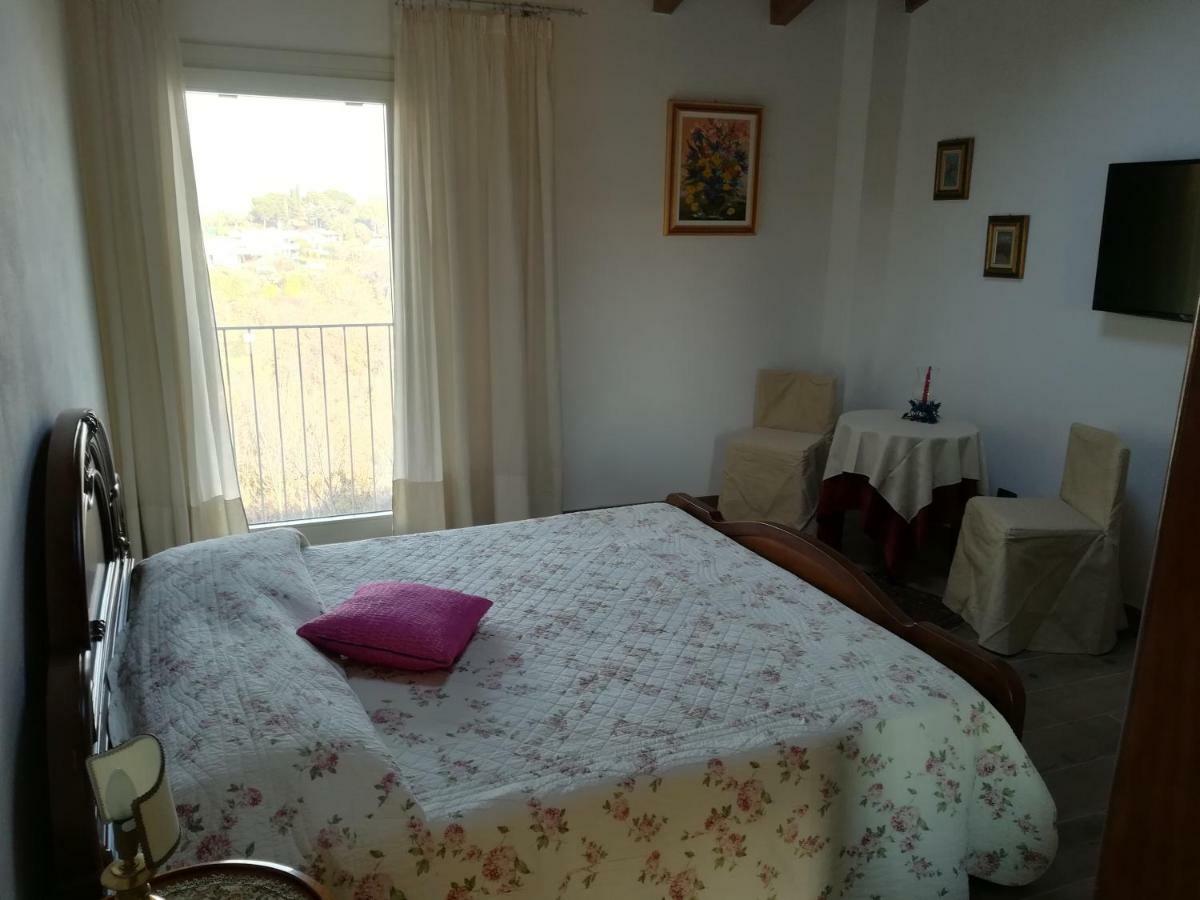 B&B Casa Santa Lucia Манерба-дель-Гарда Экстерьер фото